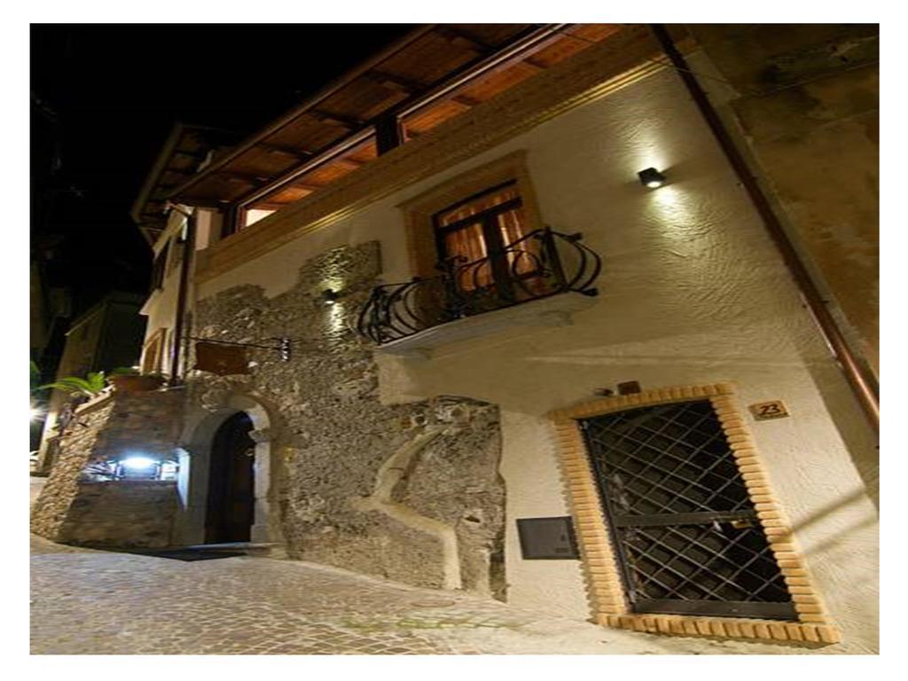 Borgo Della Longevita Bed & Breakfast Bivongi ภายนอก รูปภาพ